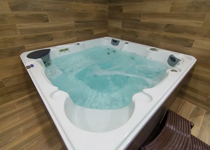 Dwie Sosny - 48 アパート ウストロニエ・モルスキエ